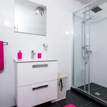 Gea Apartment *